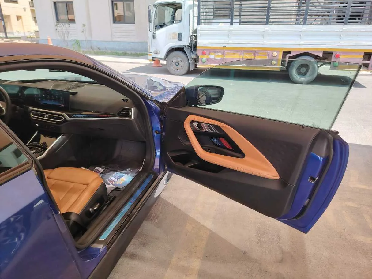 Car image 38