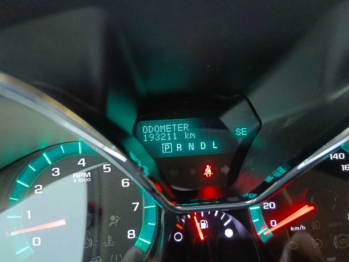 Car image 25
