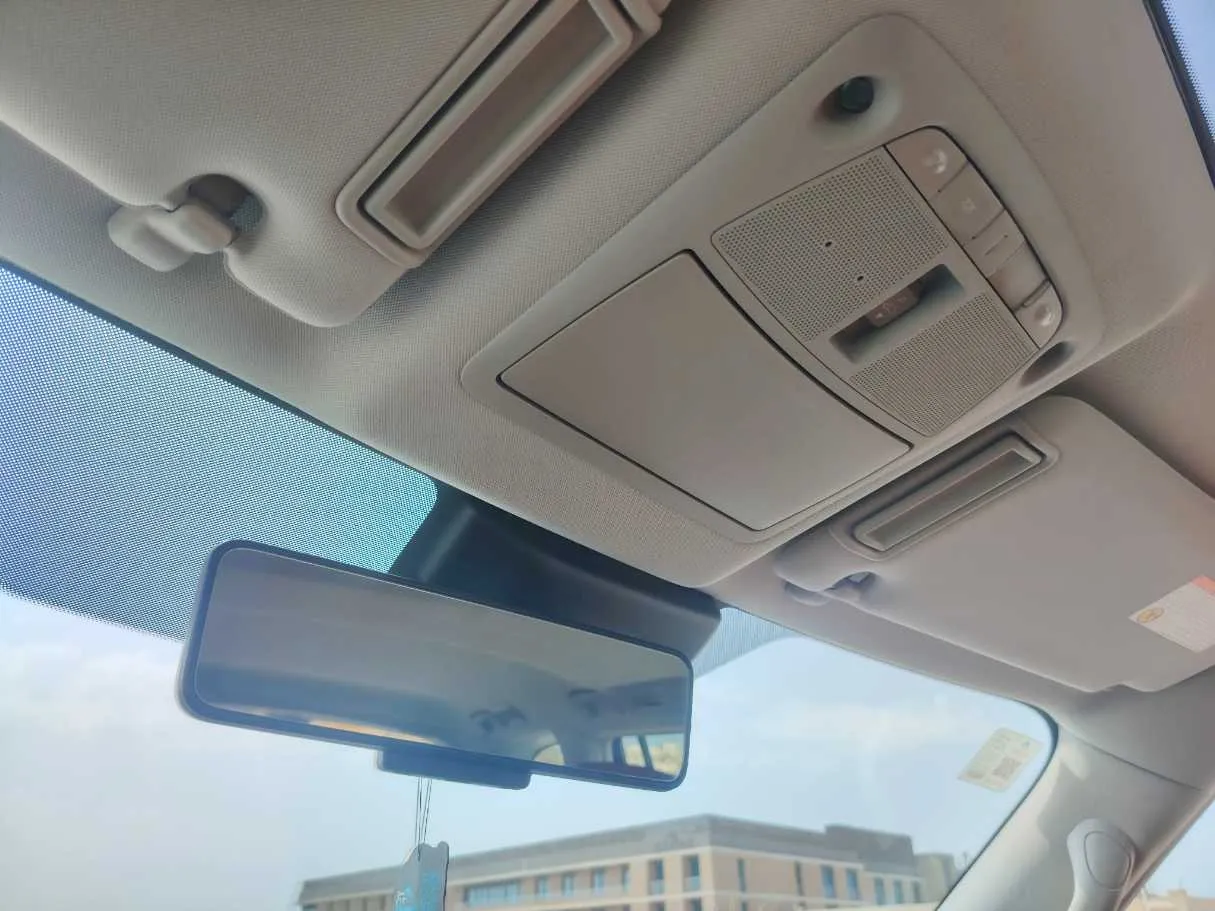 Car image 31