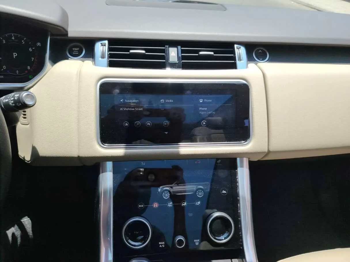 Car image 29
