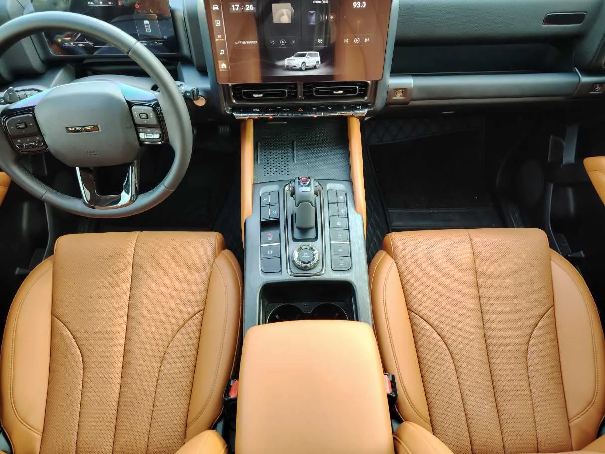 Car image 21