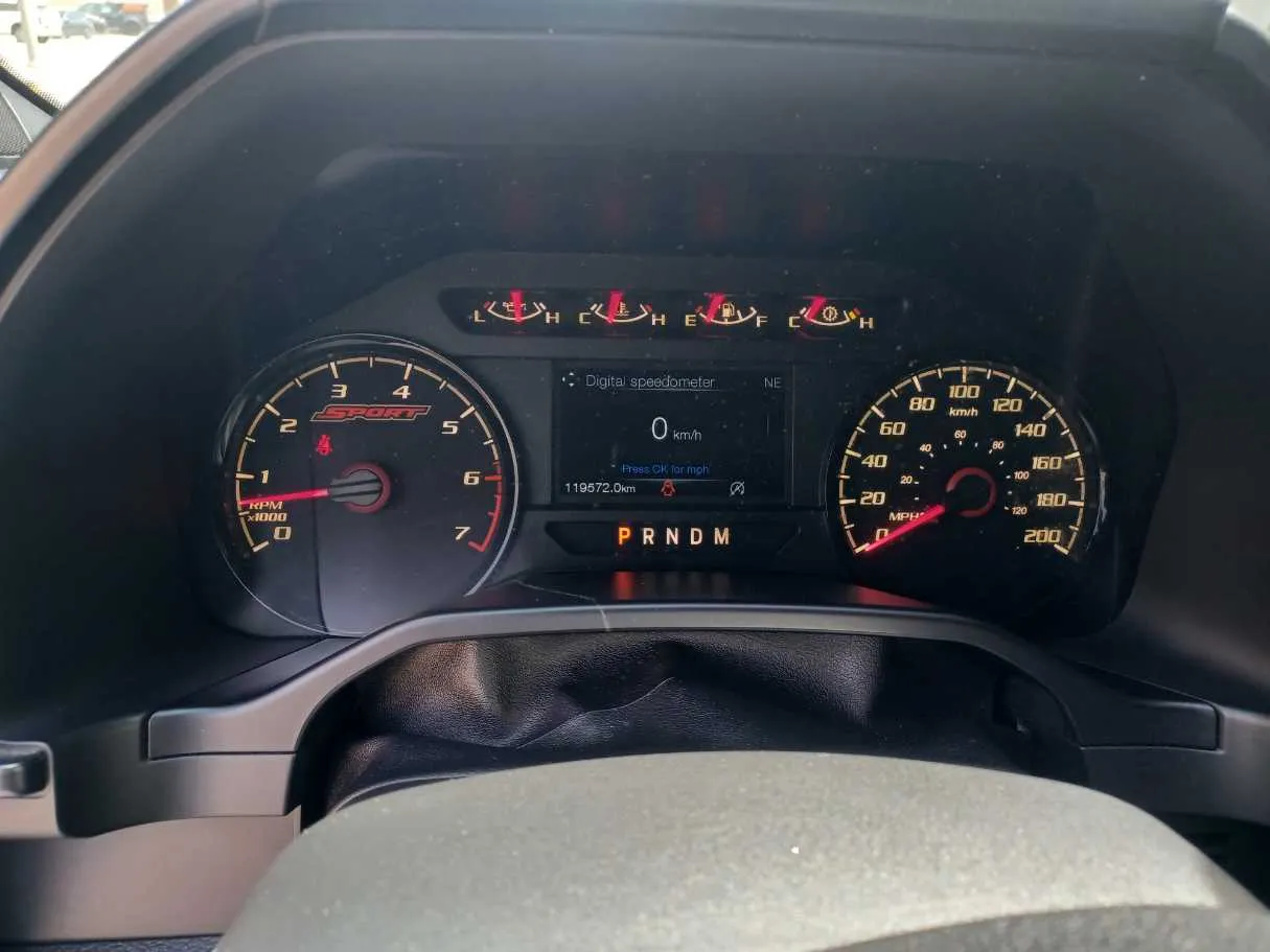 Car image 20
