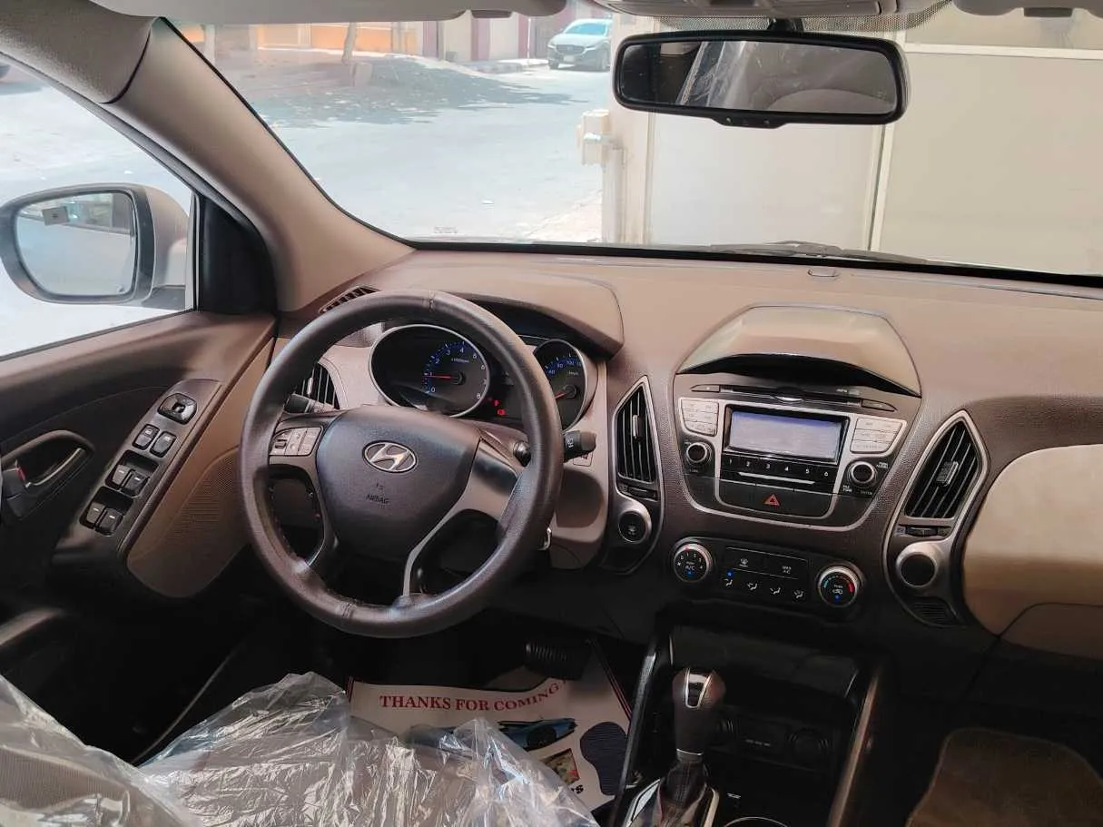 Car image 21