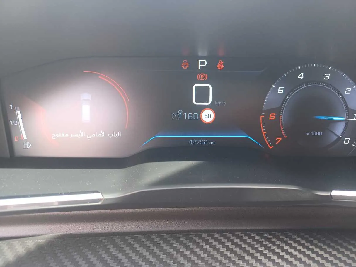 Car image 19