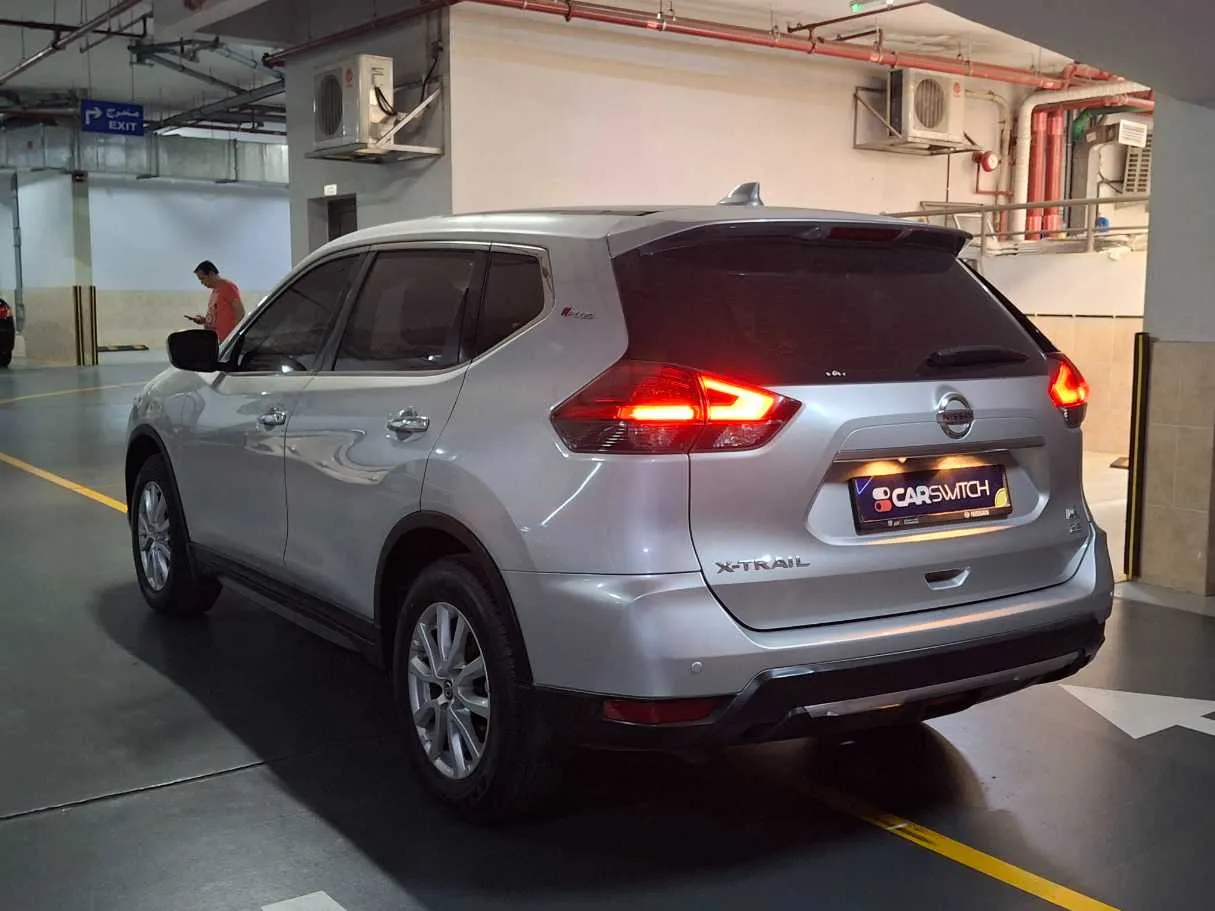 Car image 7