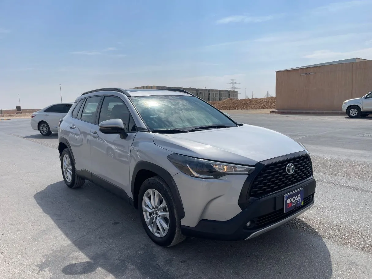 Car image 3