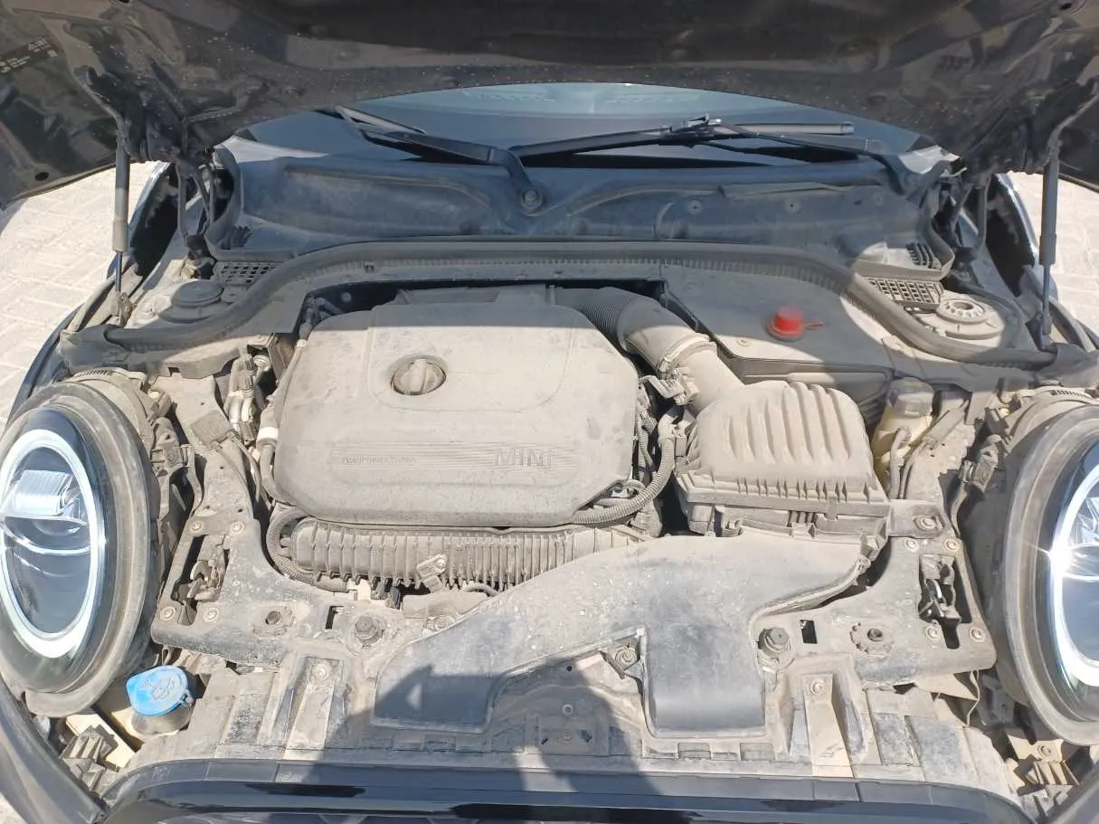Car image 22