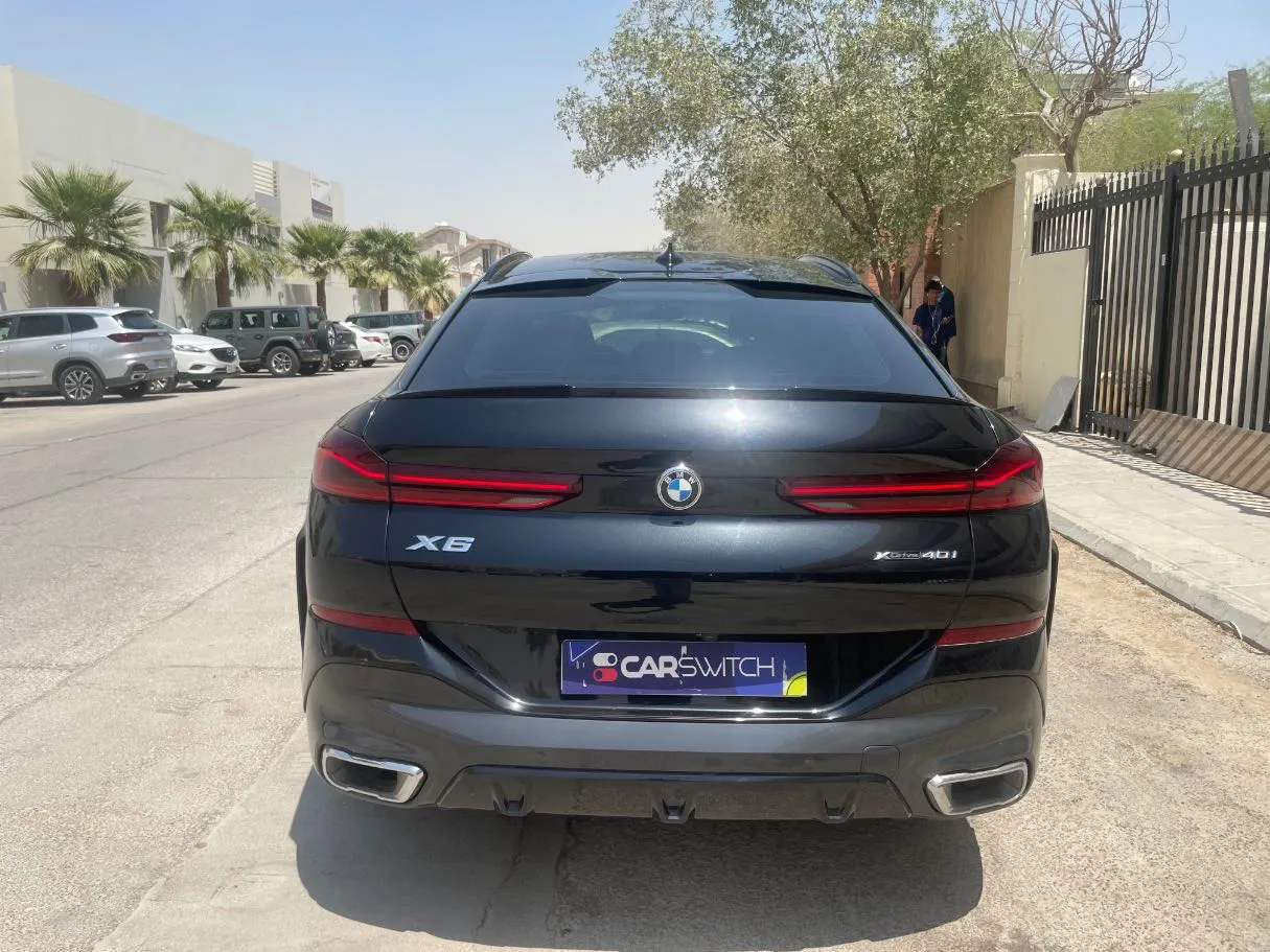 Car image 6