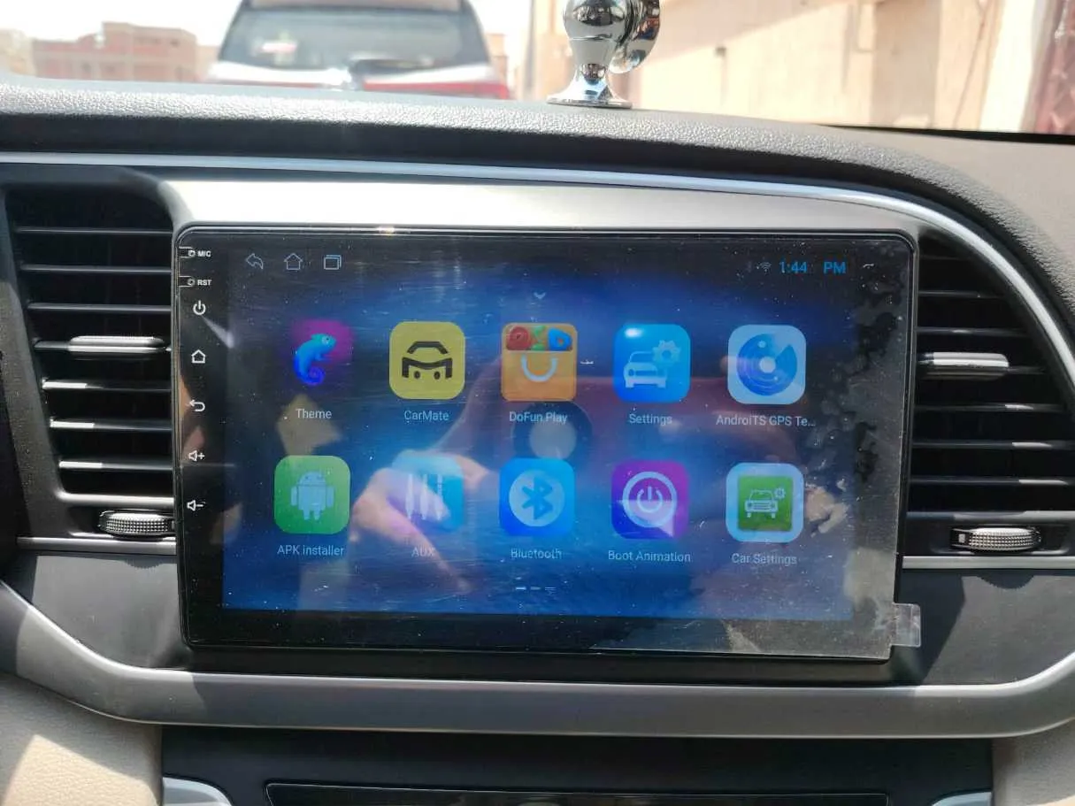 Car image 26