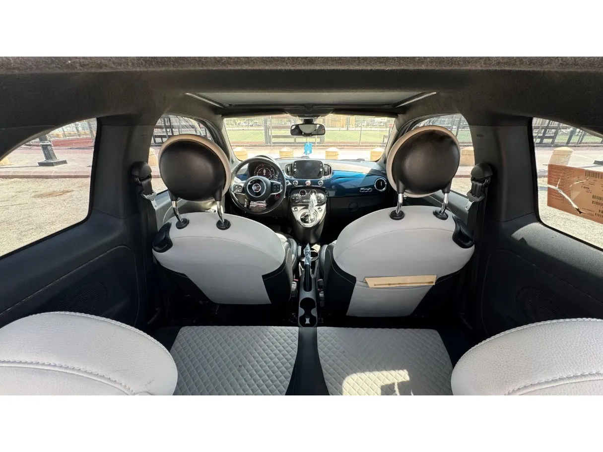 Car image 13