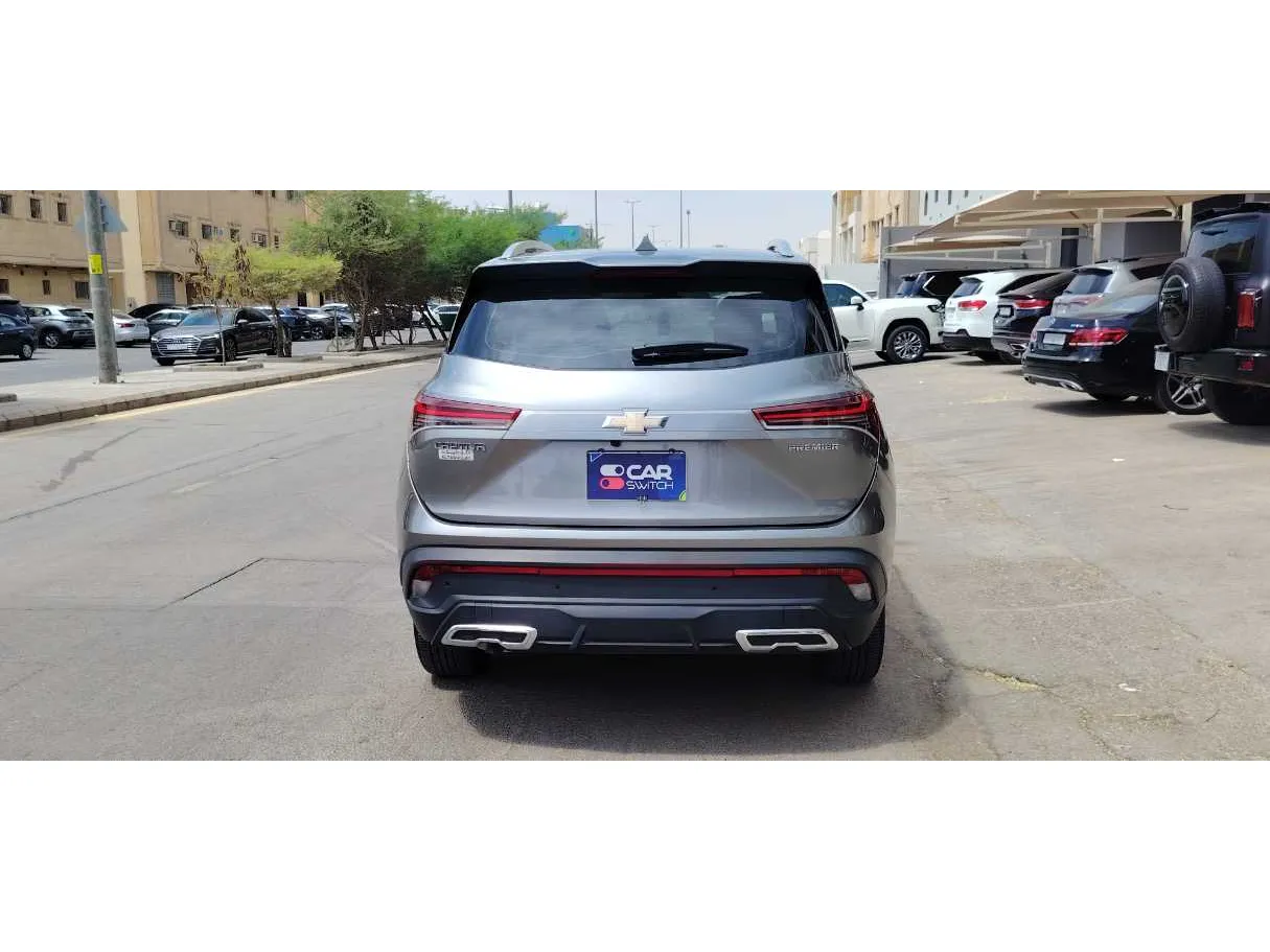 Car image 6