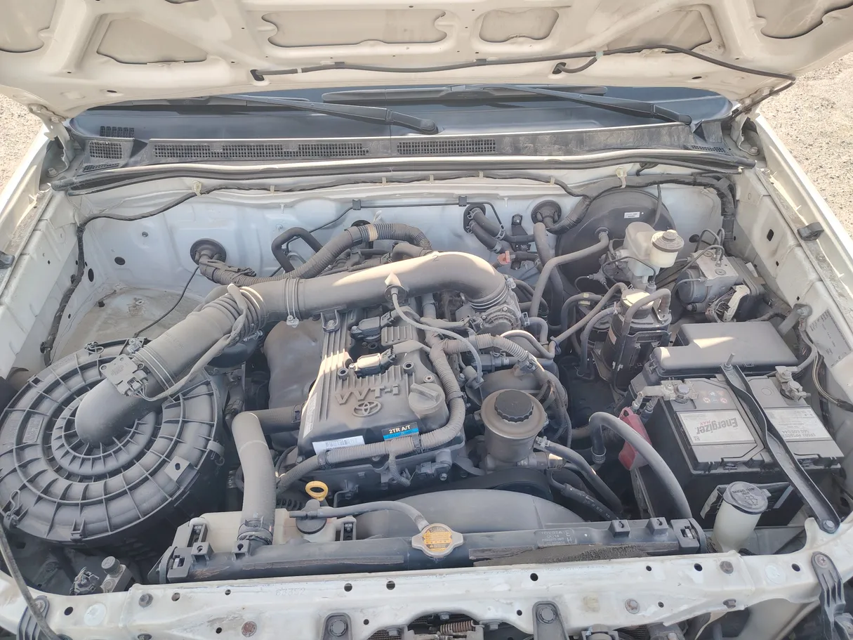 Car image 28