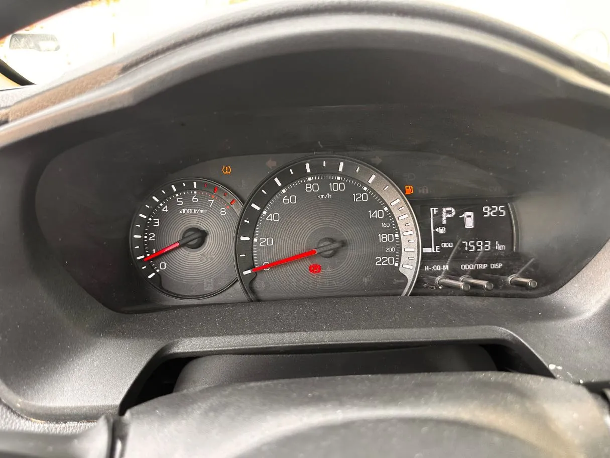 Car image 20