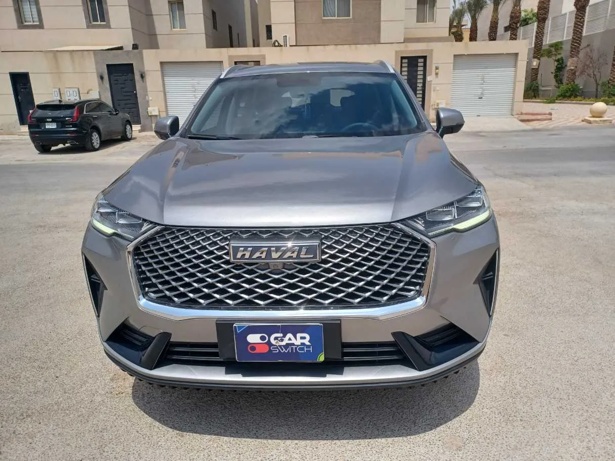 Car image 2