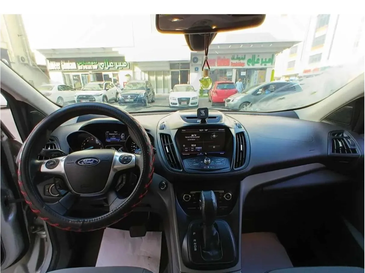 Car image 6