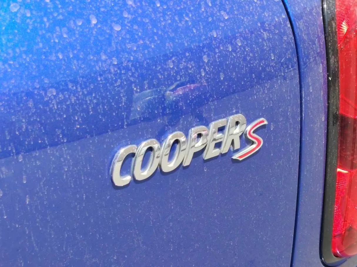 Car image 28