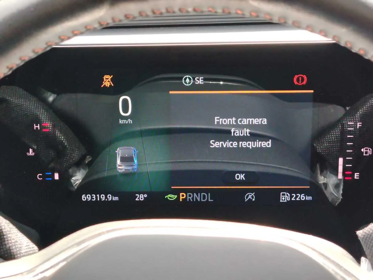 Car image 30