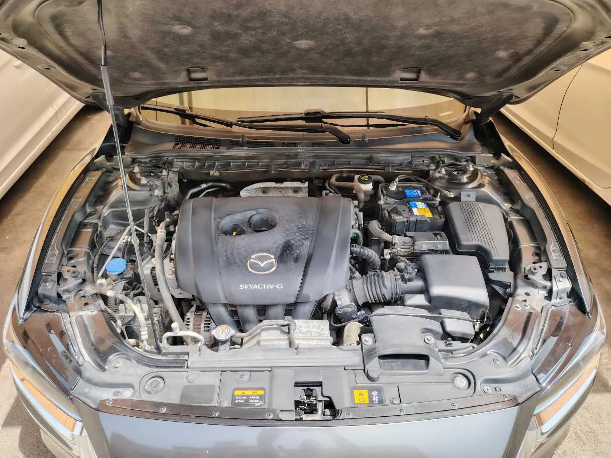 Car image 32