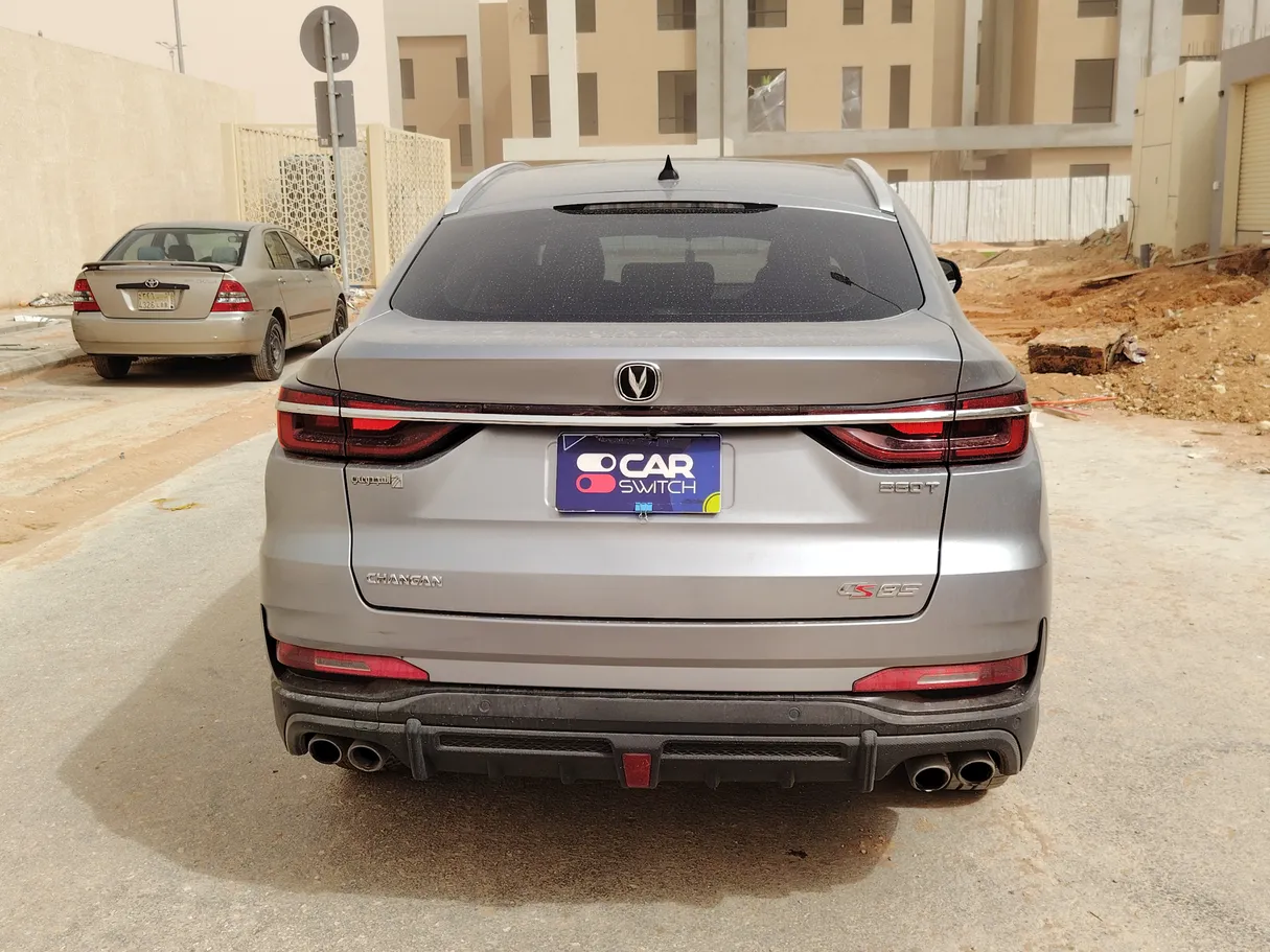Car image 7