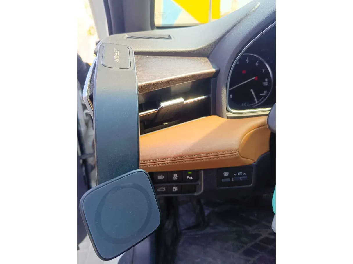 Car image 31
