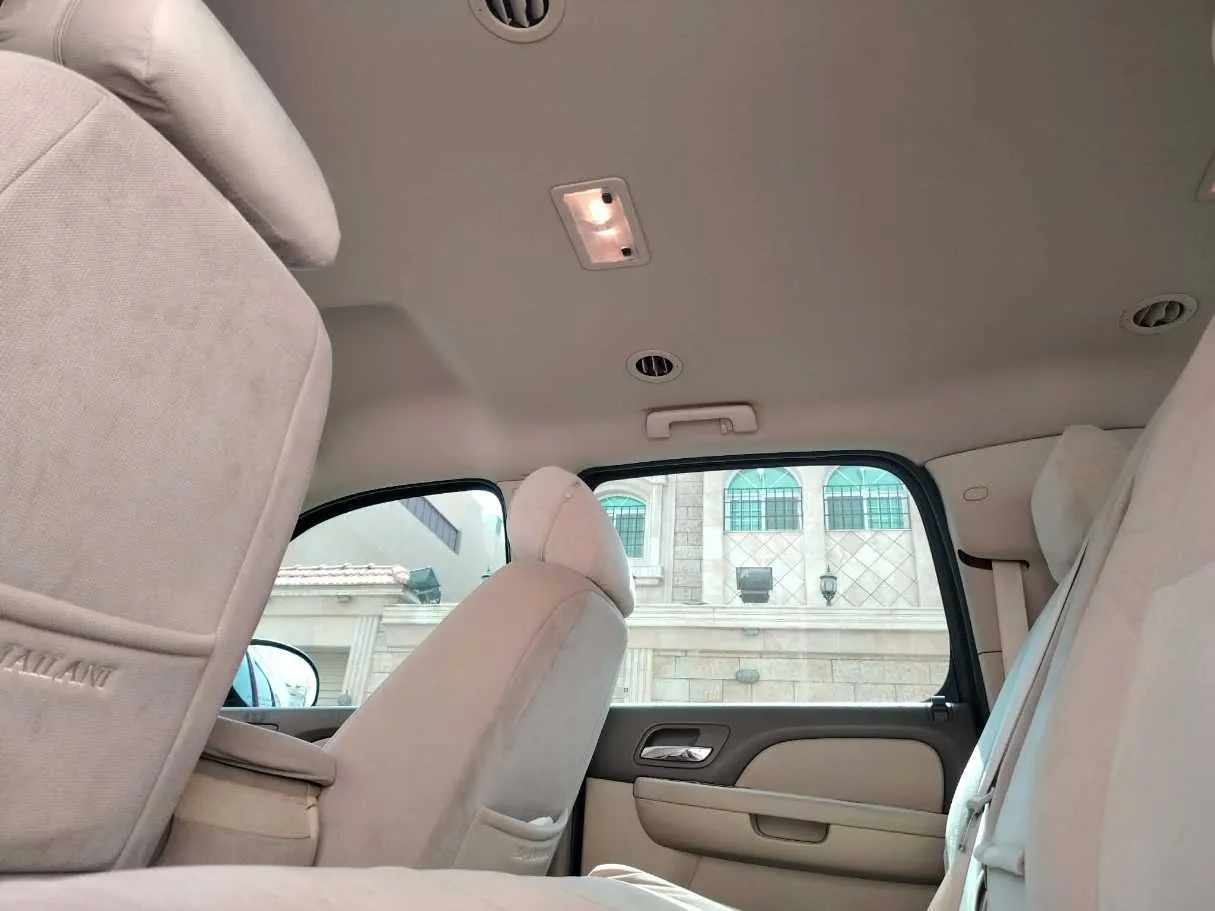 Car image 22