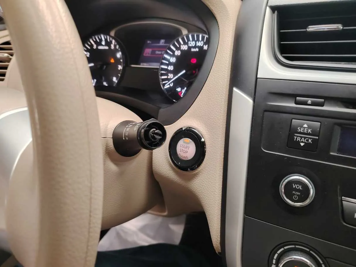 Car image 28