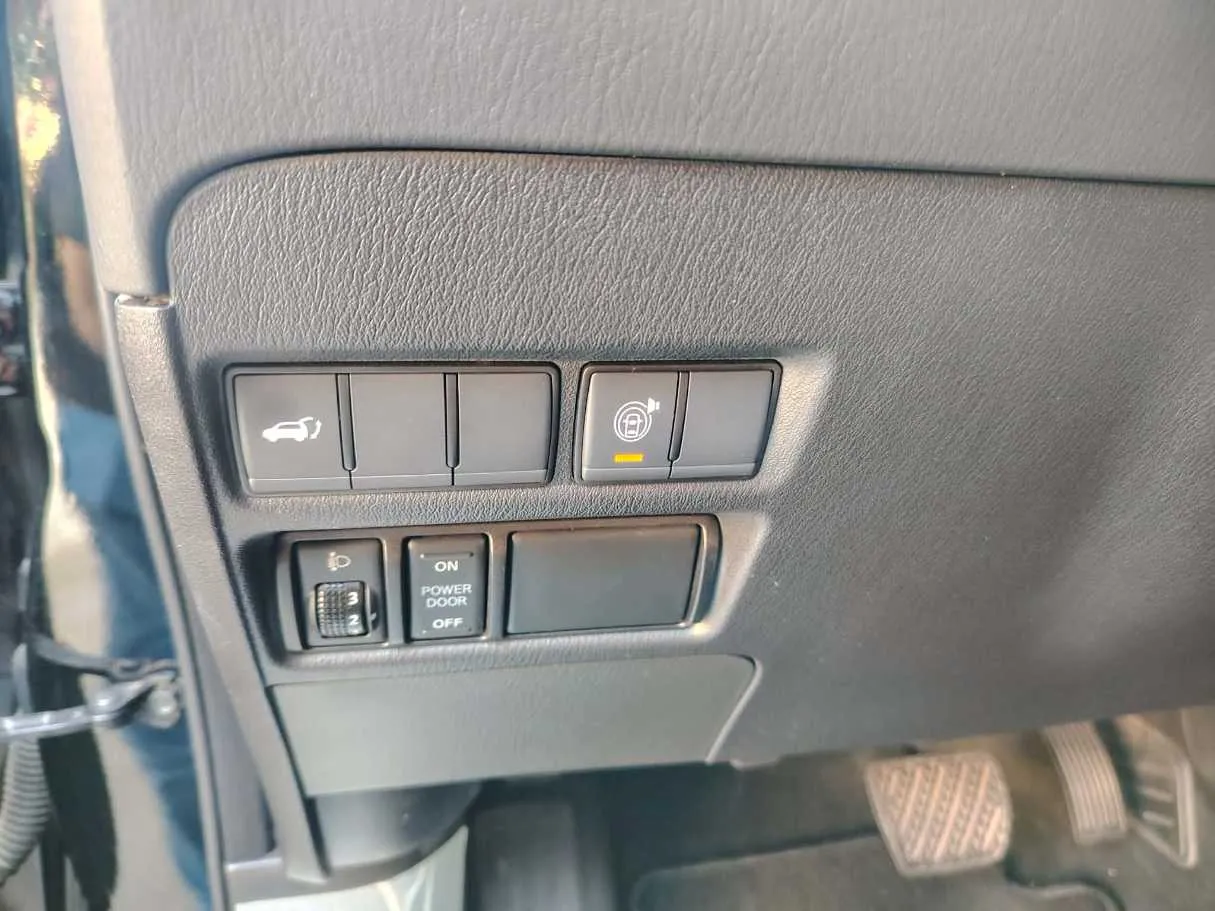 Car image 41