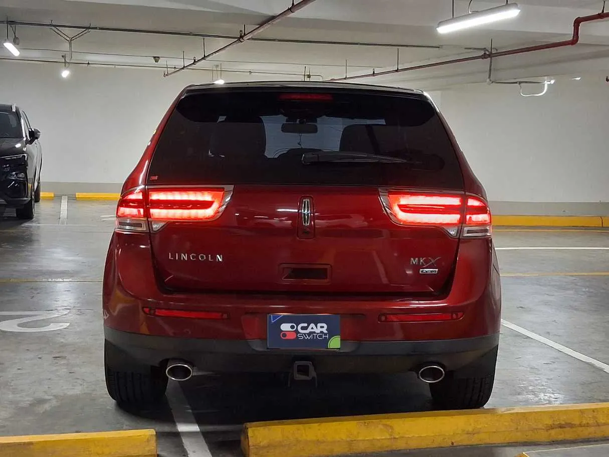 Car image 6