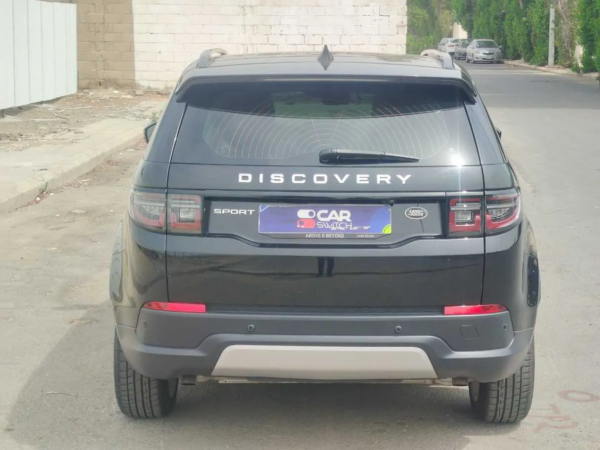 Car image 6