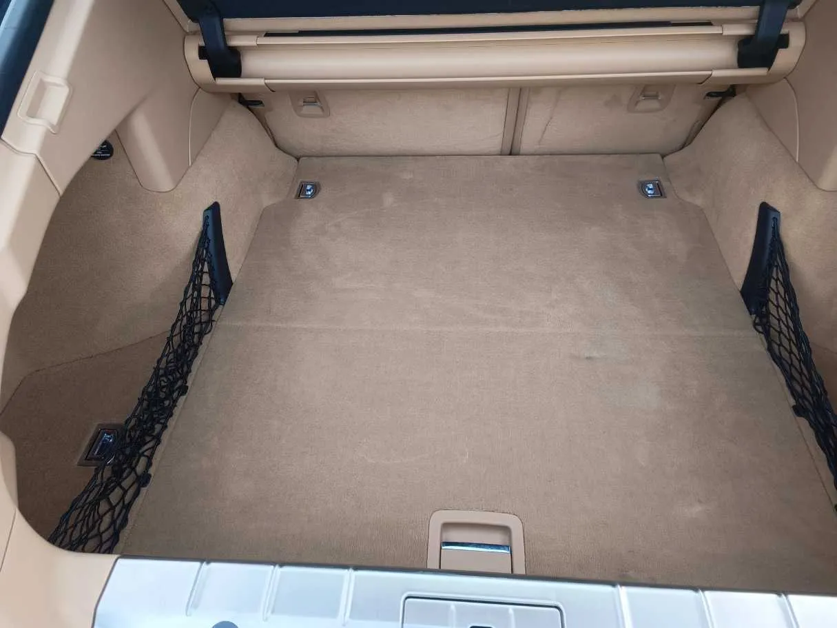 Car image 34