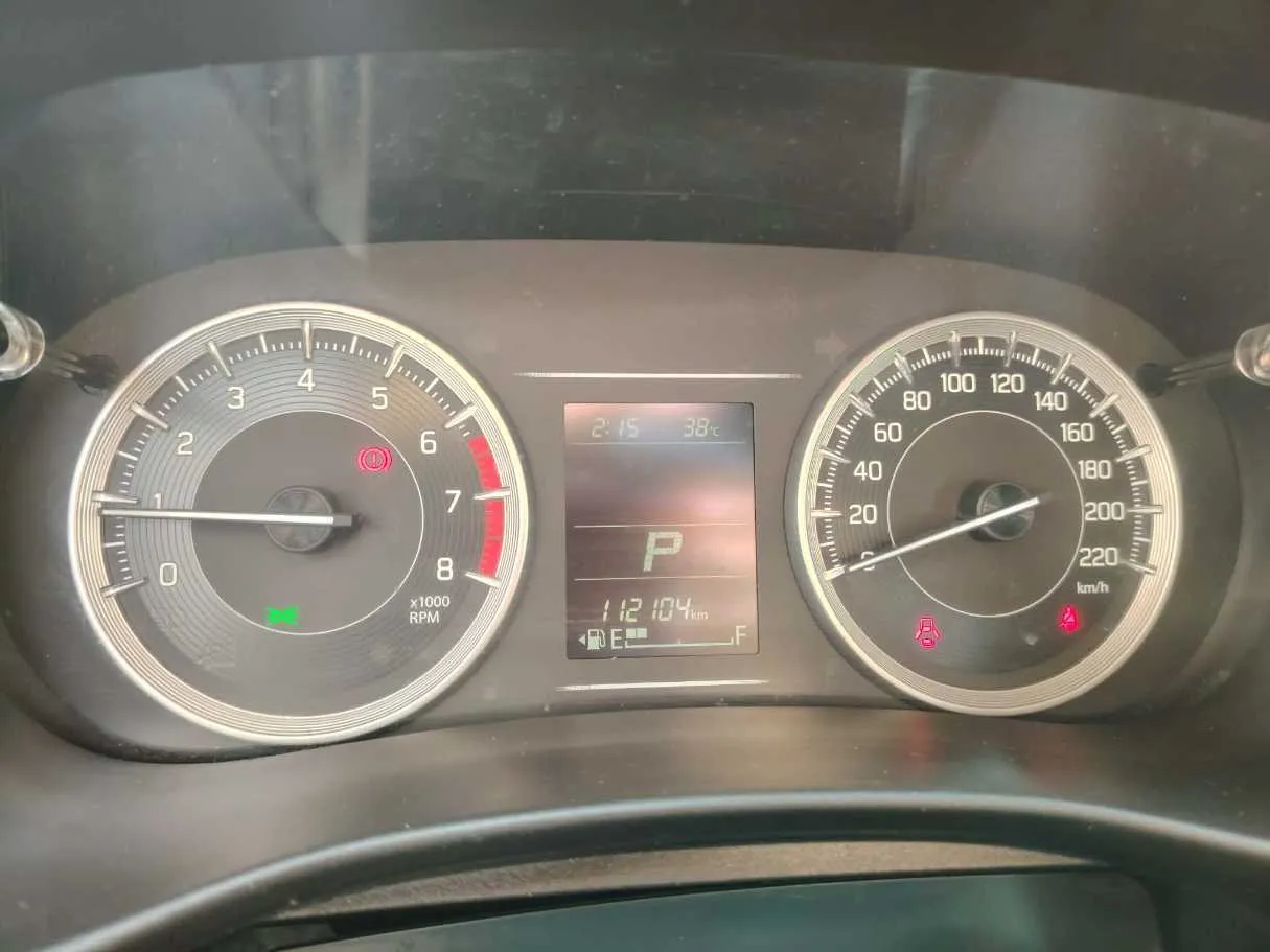 Car image 27