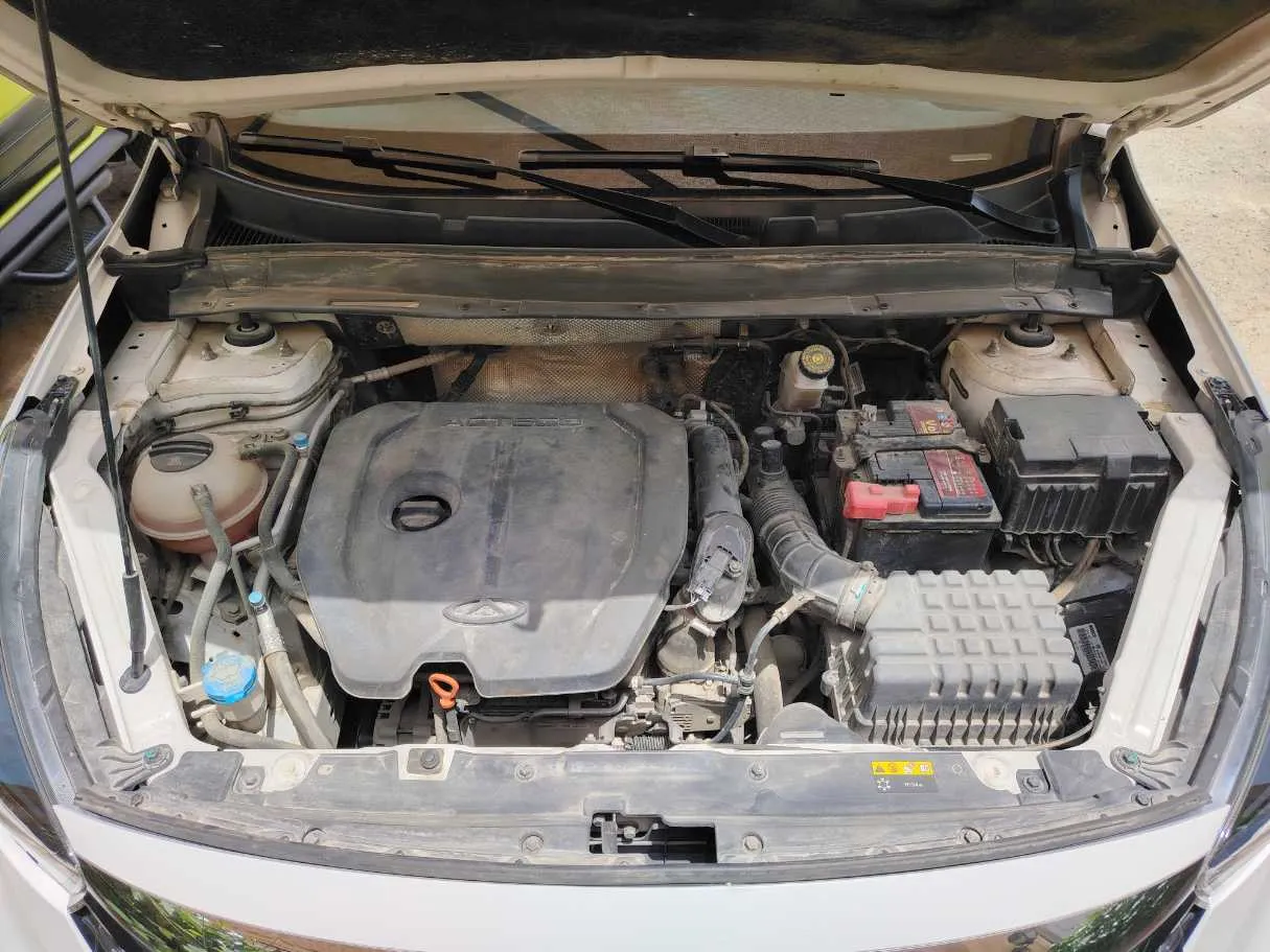 Car image 33