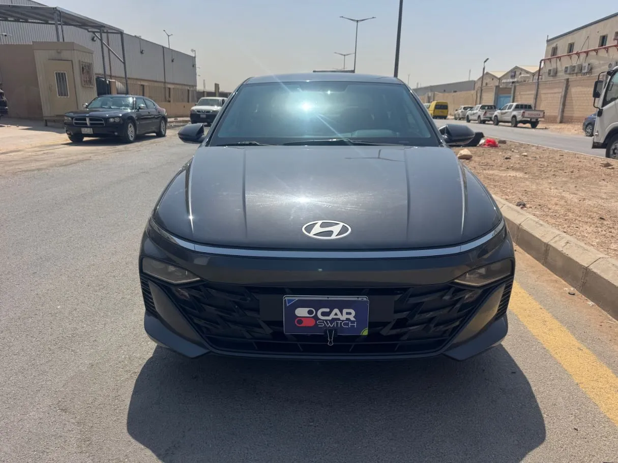 Car image 2