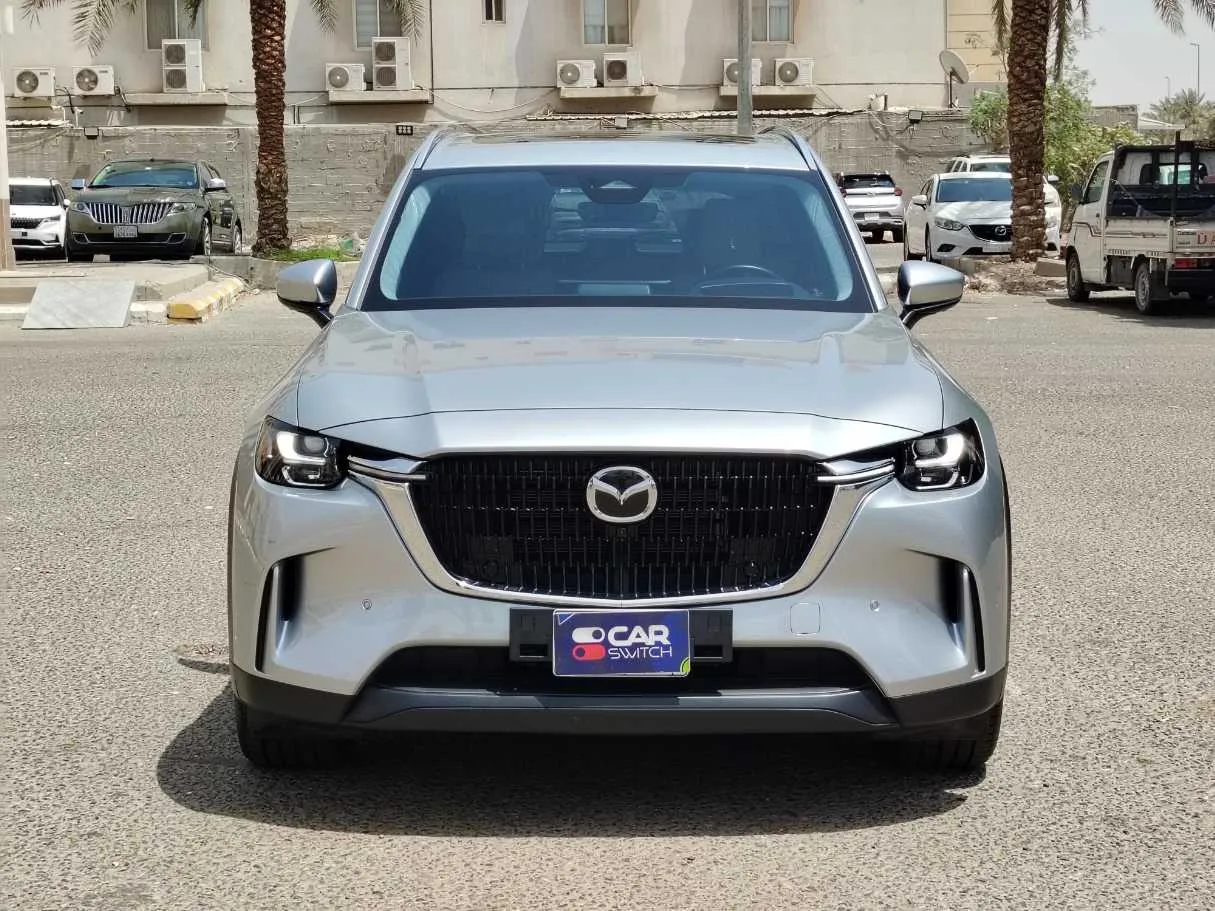 Car image 2