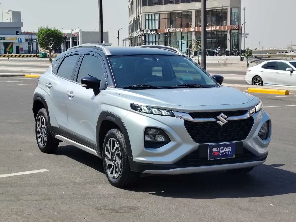 Car image 3