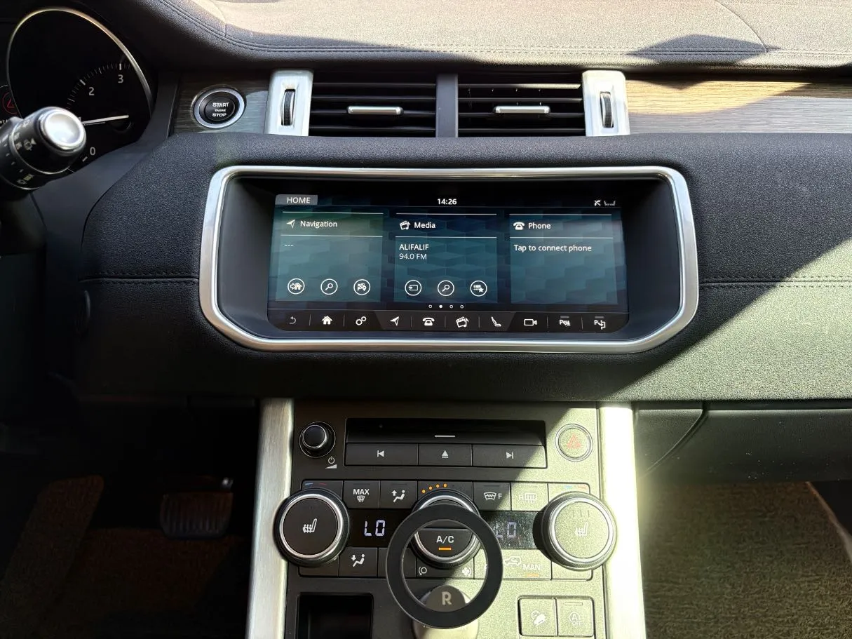 Car image 20