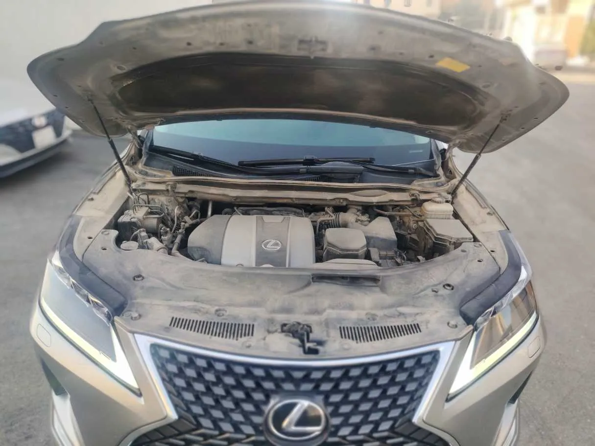 Car image 36