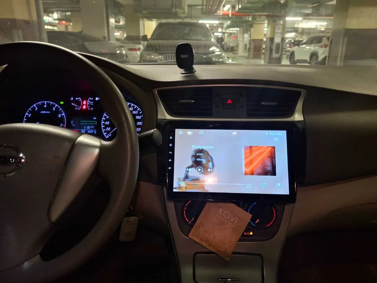 Car image 16