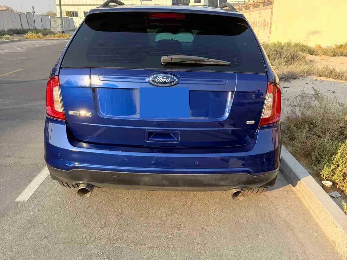 Car image 6