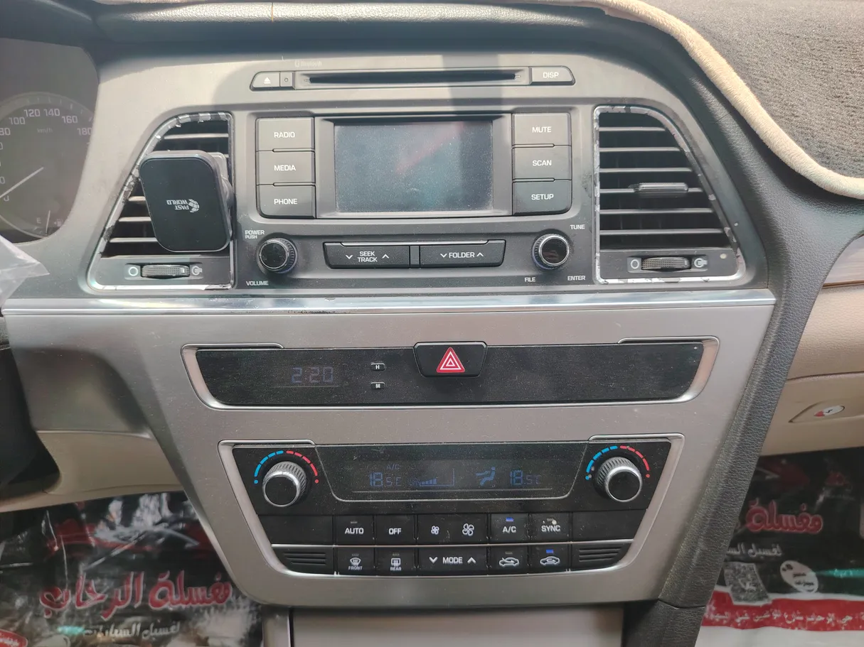 Car image 20