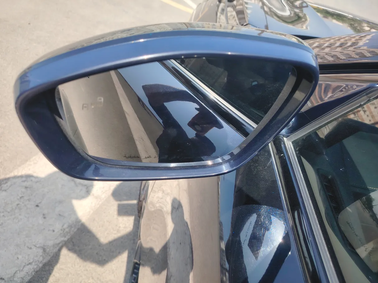 Car image 36