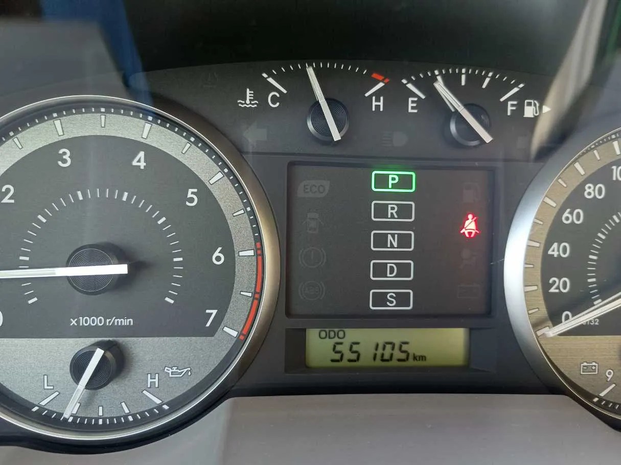 Car image 27
