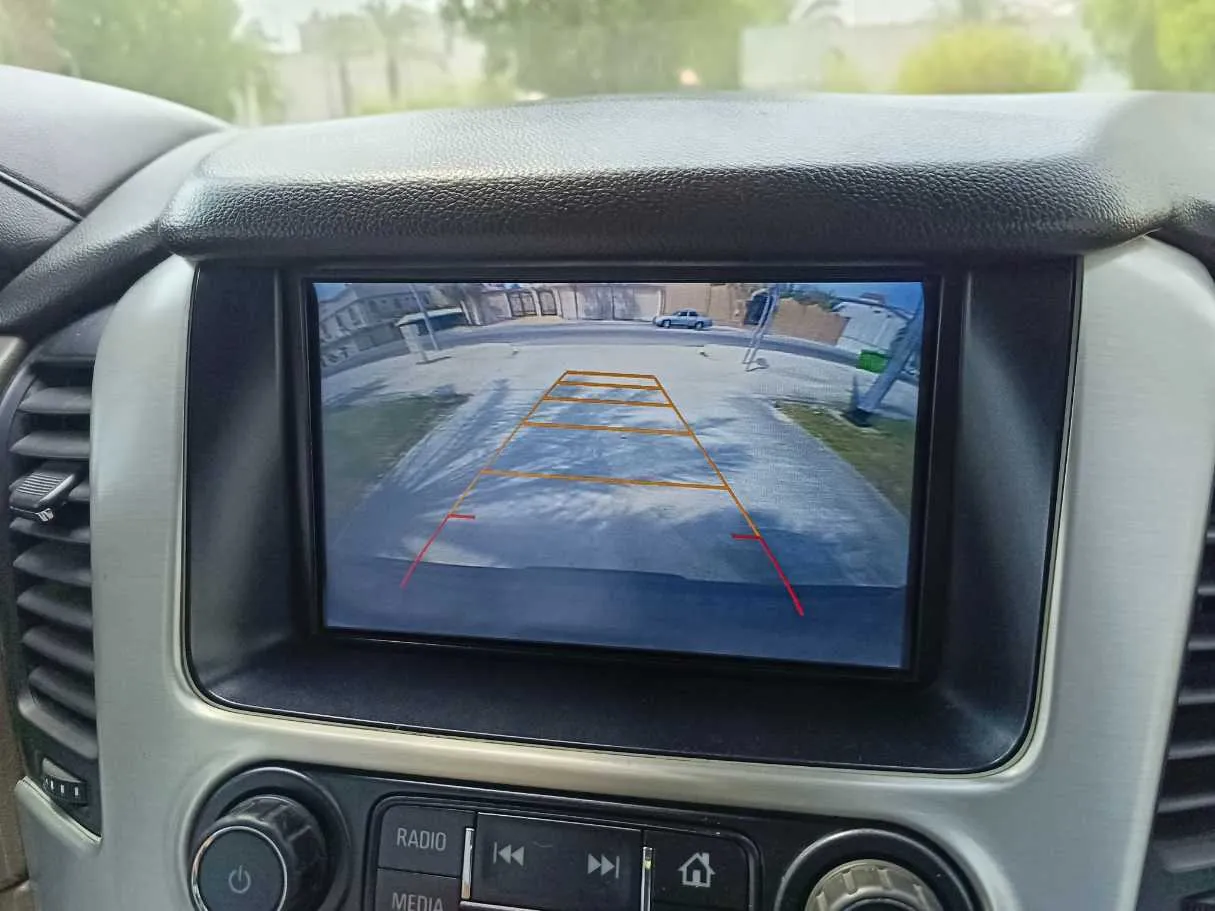 Car image 30