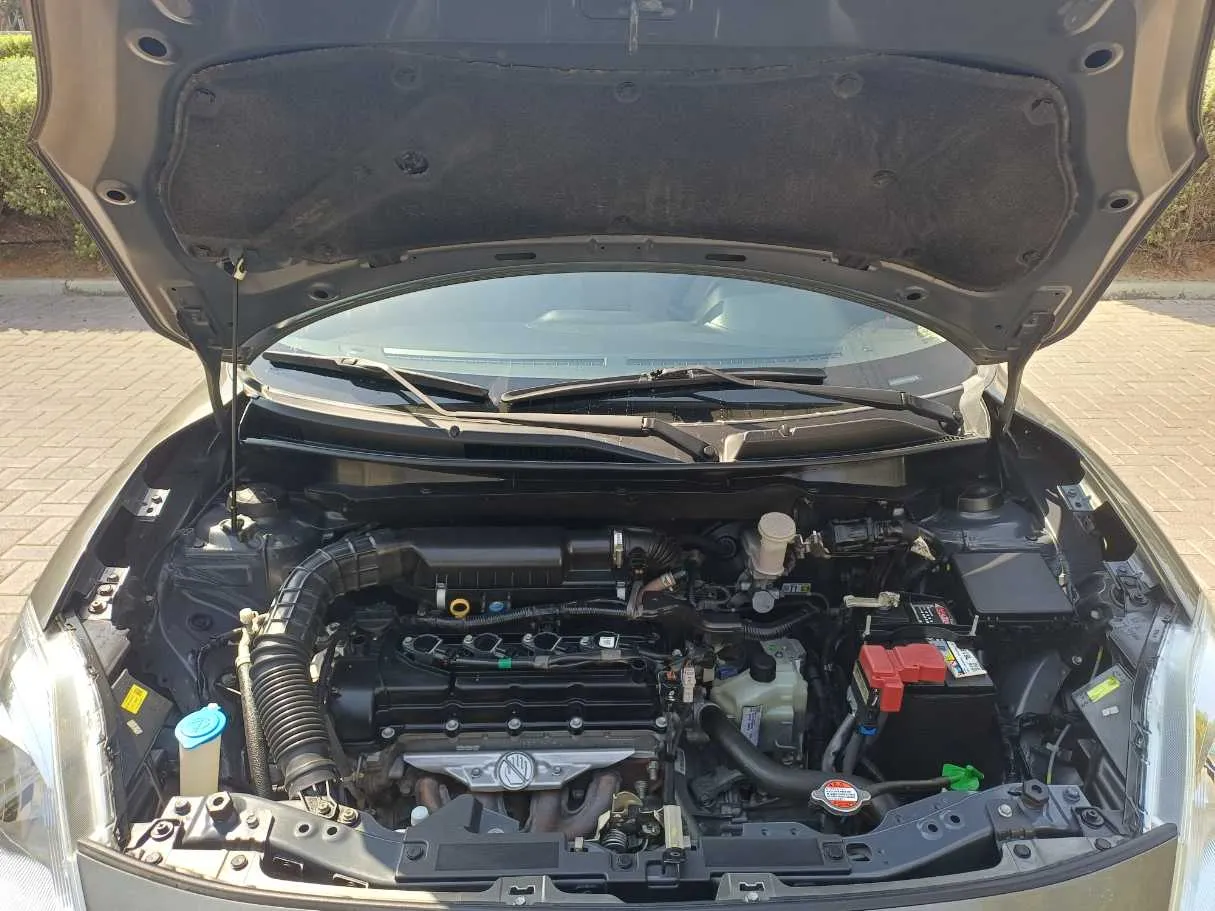 Car image 23