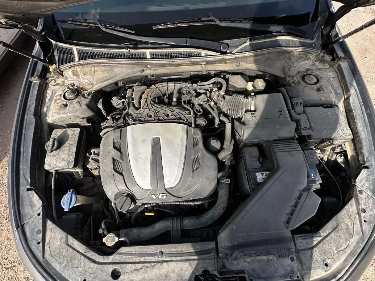 Car image 26