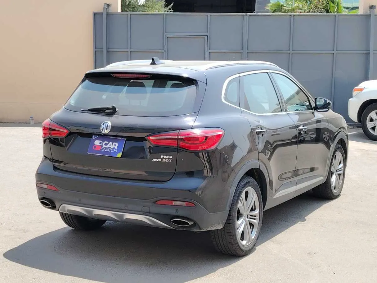 Car image 5
