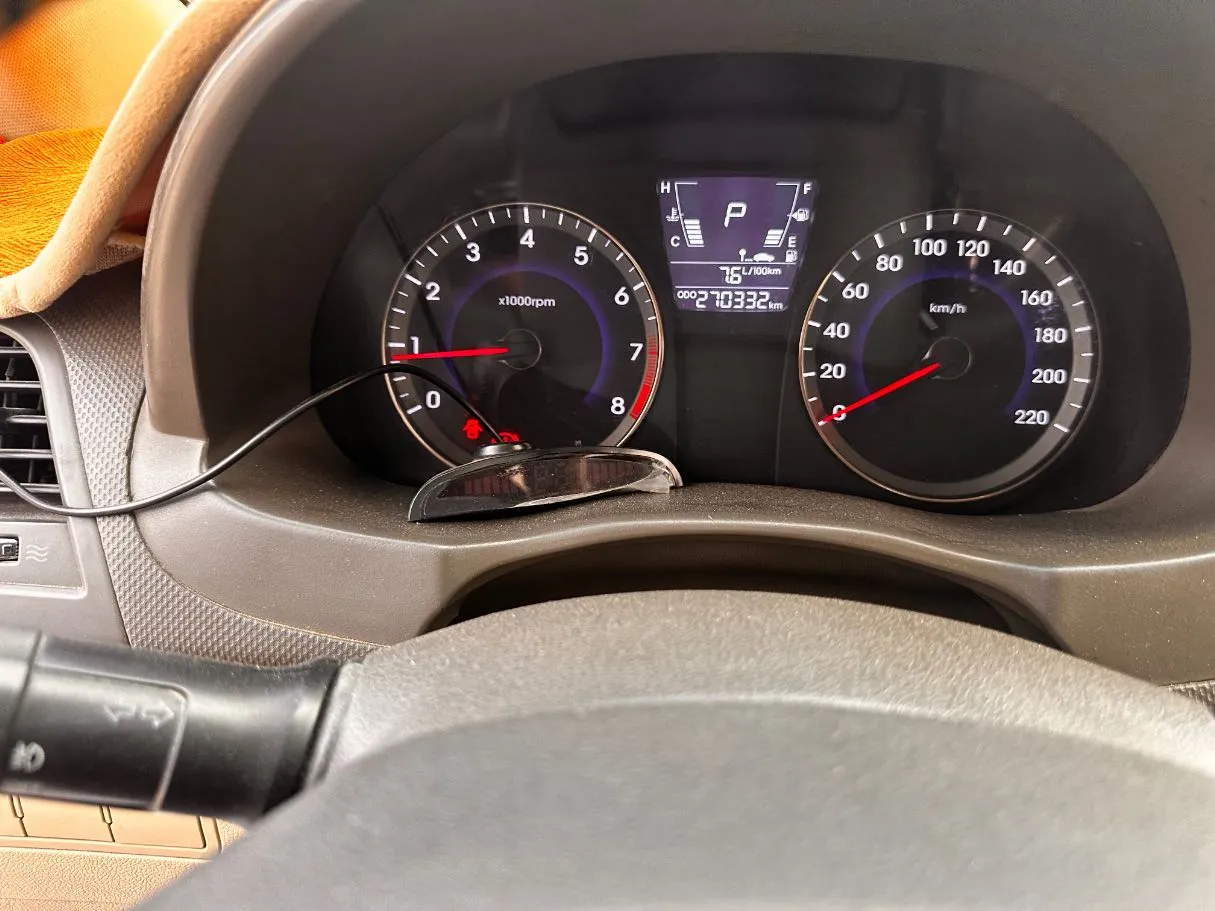 Car image 20