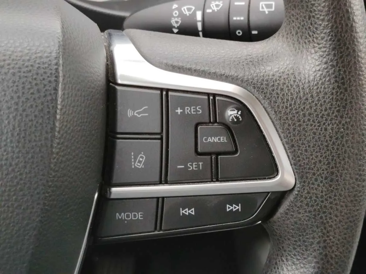 Car image 29