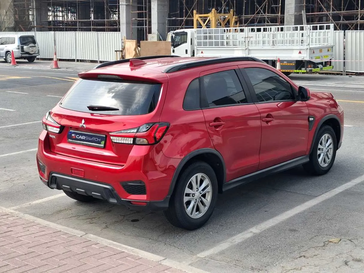 Car image 5