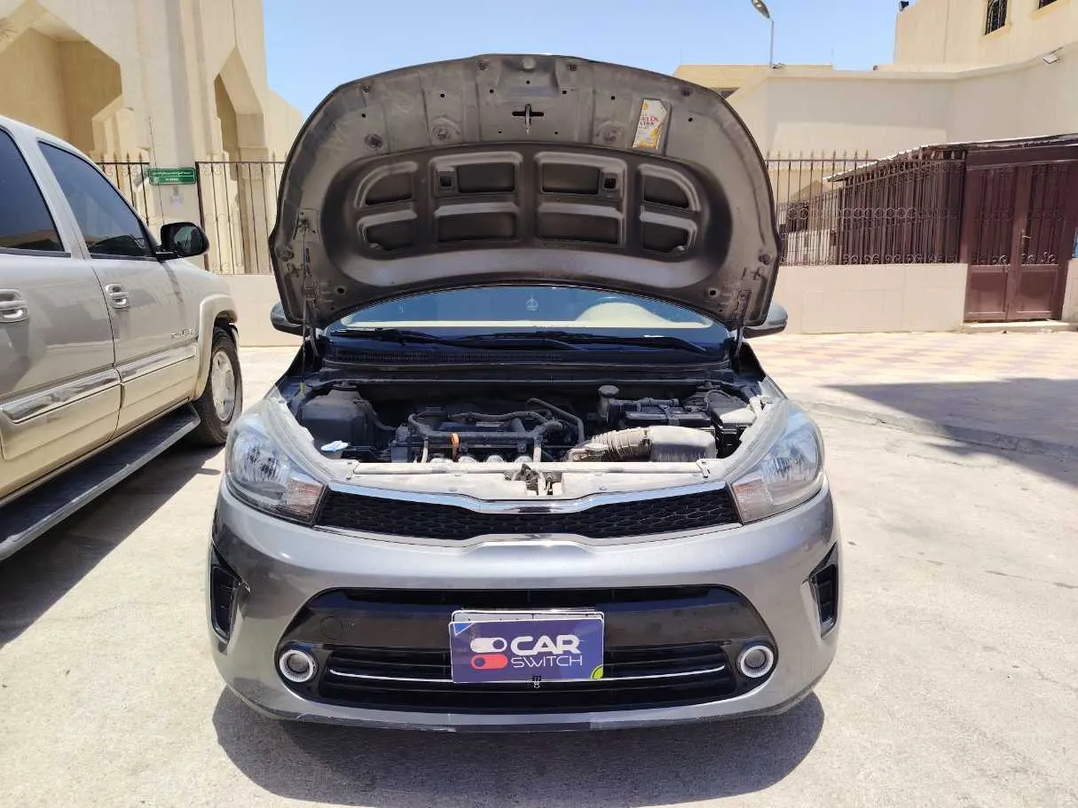 Car image 26